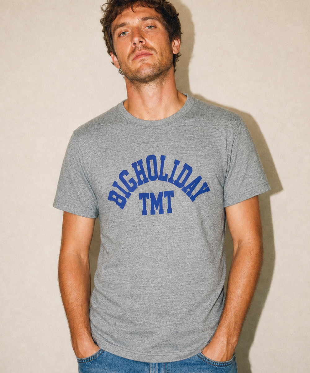 ※6月下旬発送※RAFI JERSEY S/S TEE (BIGHOLIDAY)