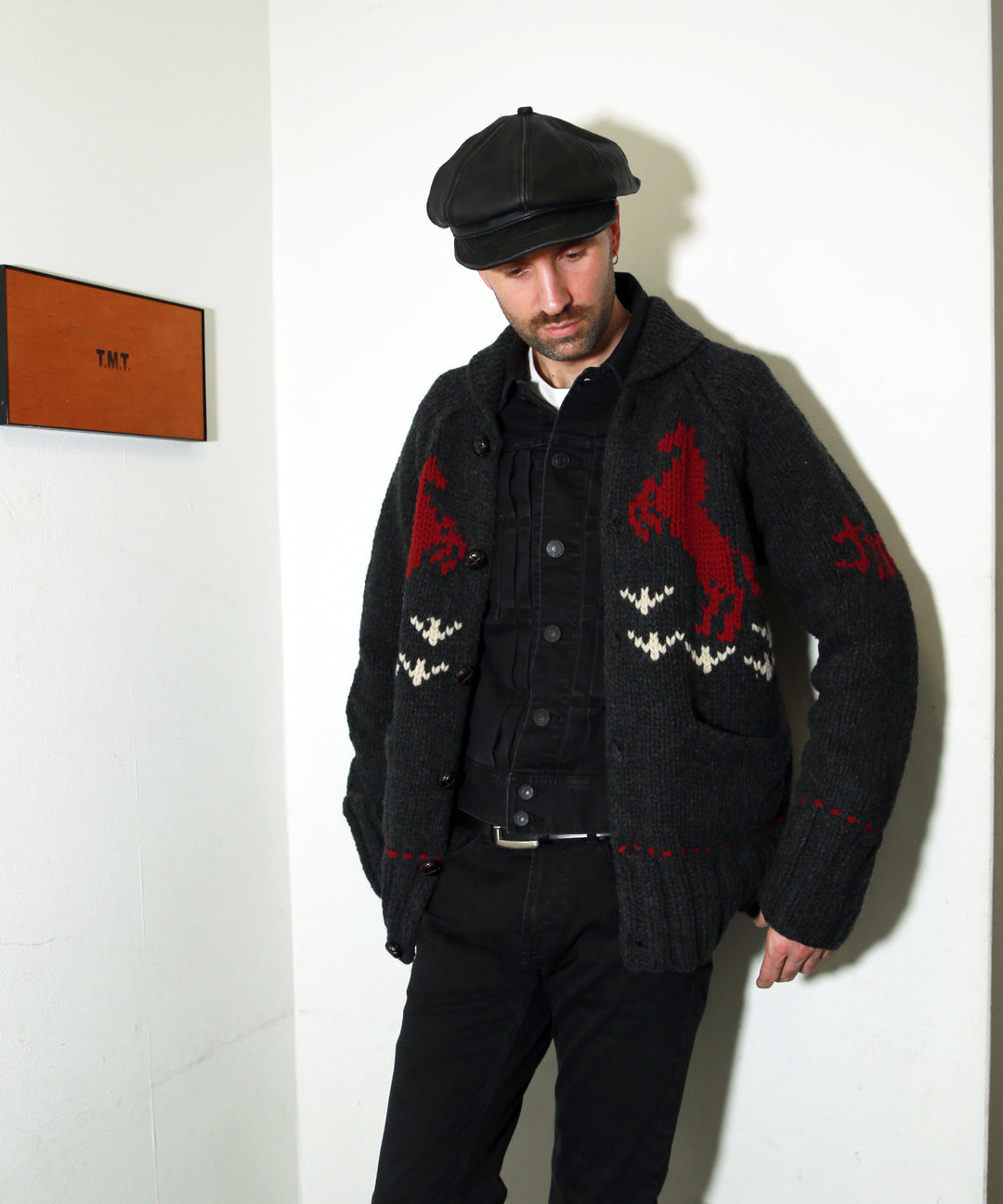 ROUGH GAUGE COWICHAN CARDIGAN／ BLACK