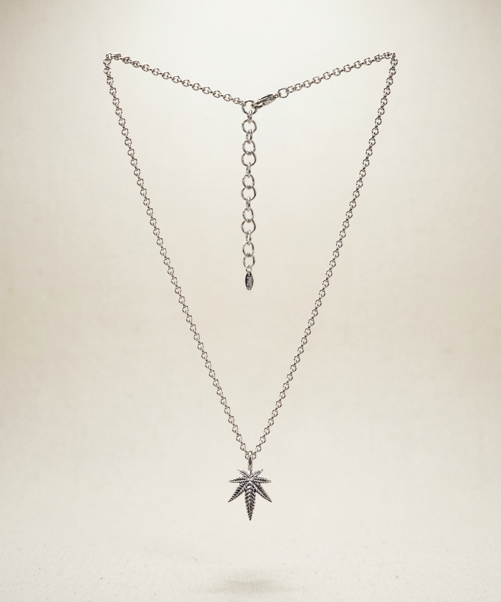 NECKLACE(Cannabis）