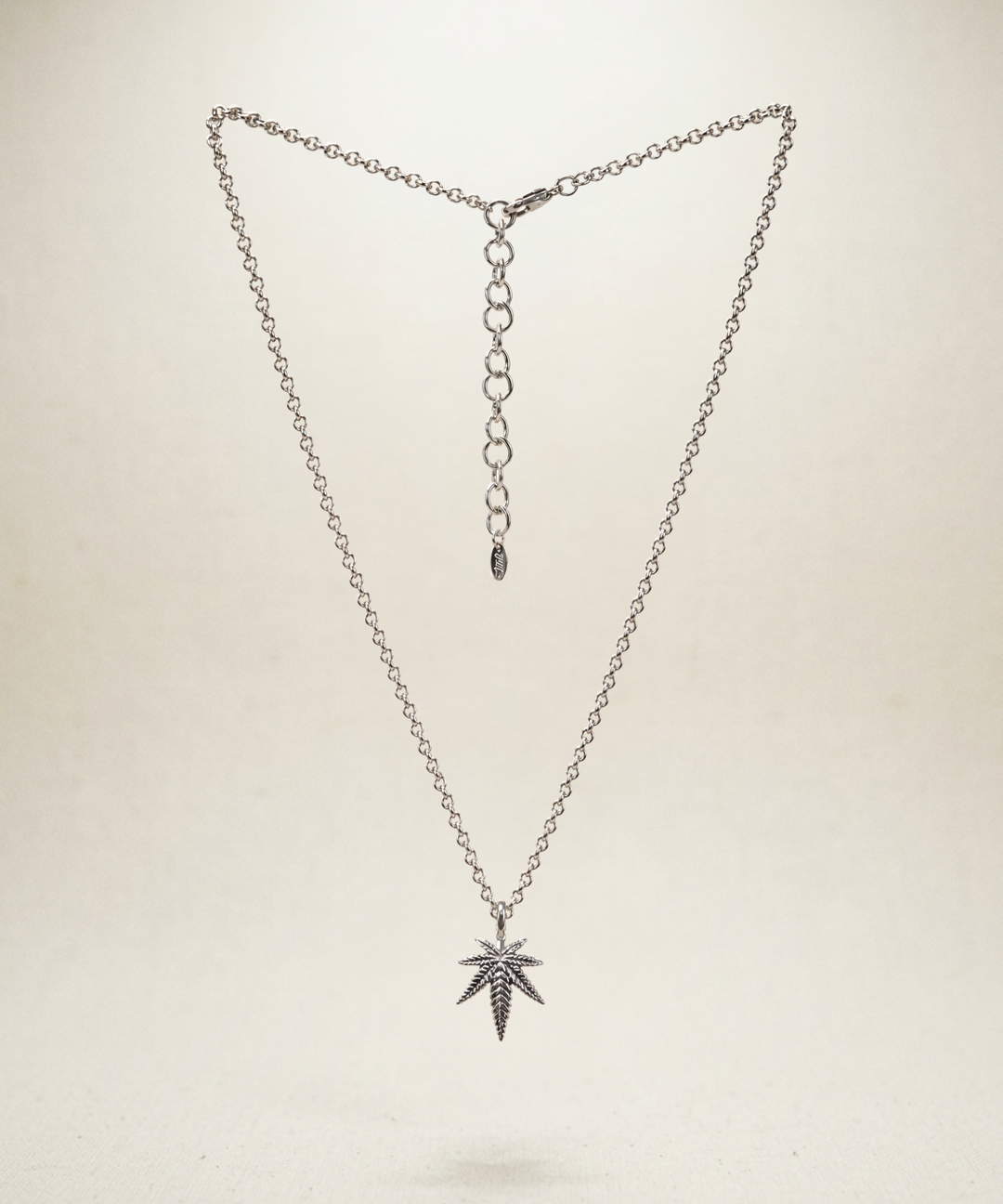 NECKLACE(Cannabis）