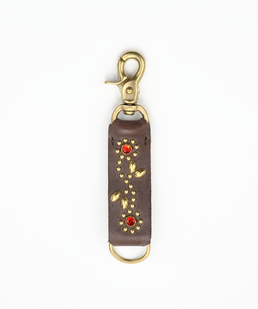 LEATHER STADS KEY CHAIN – TMT OFFICIAL ONLINE STORE