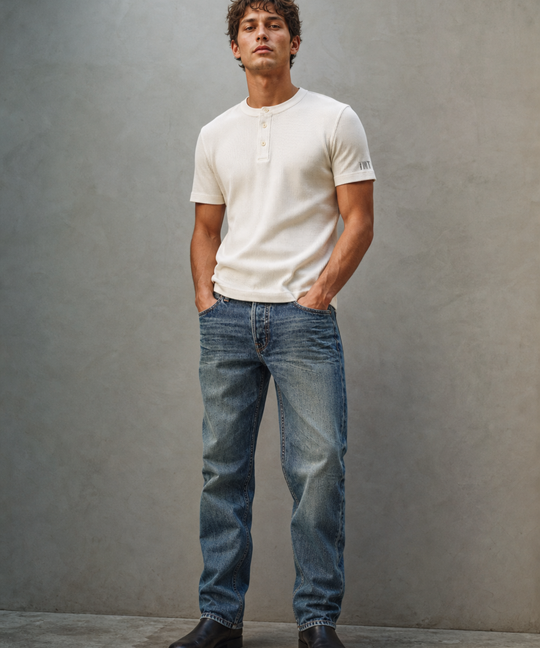 HENRY NECK TEE