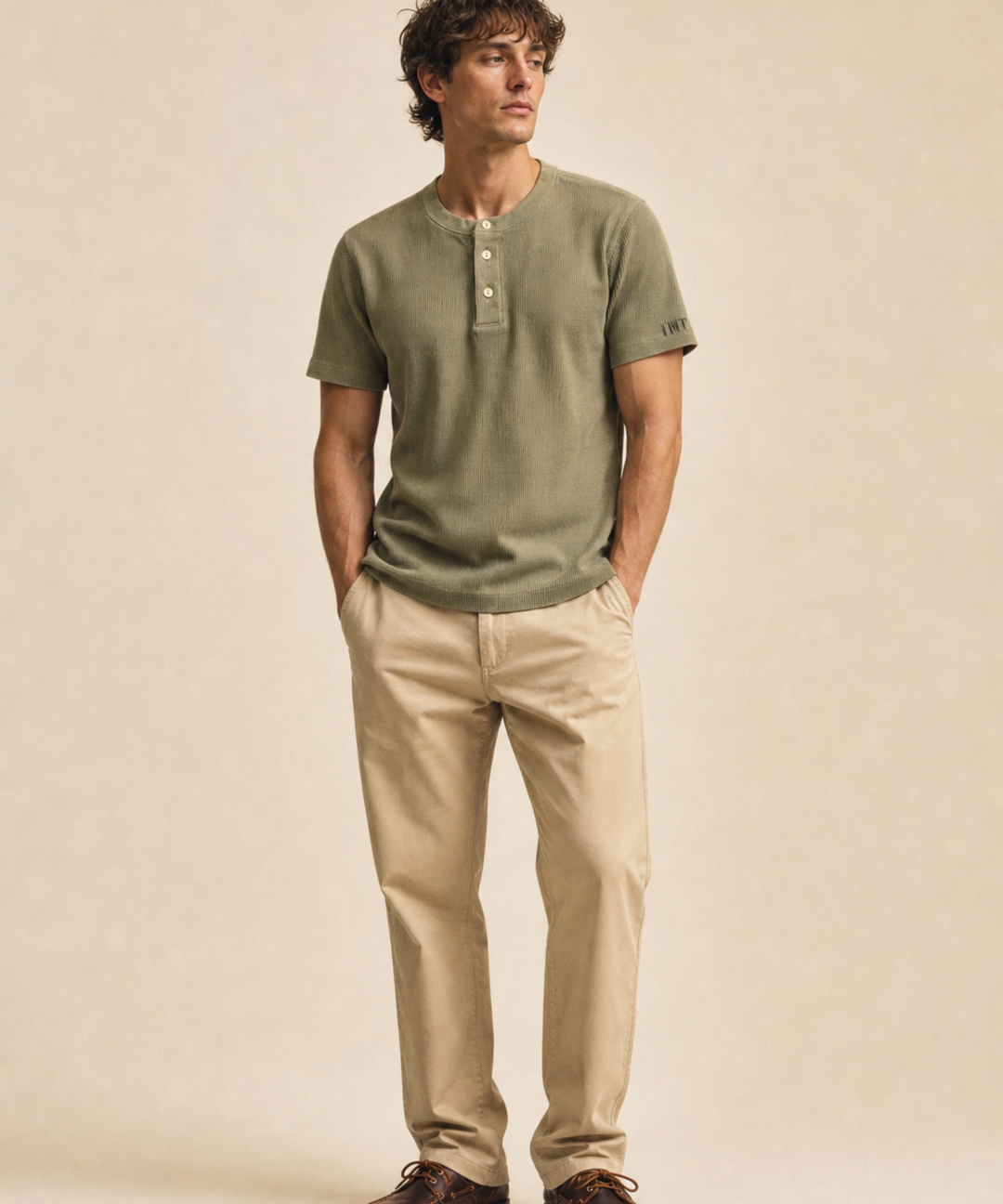 HENRY NECK TEE