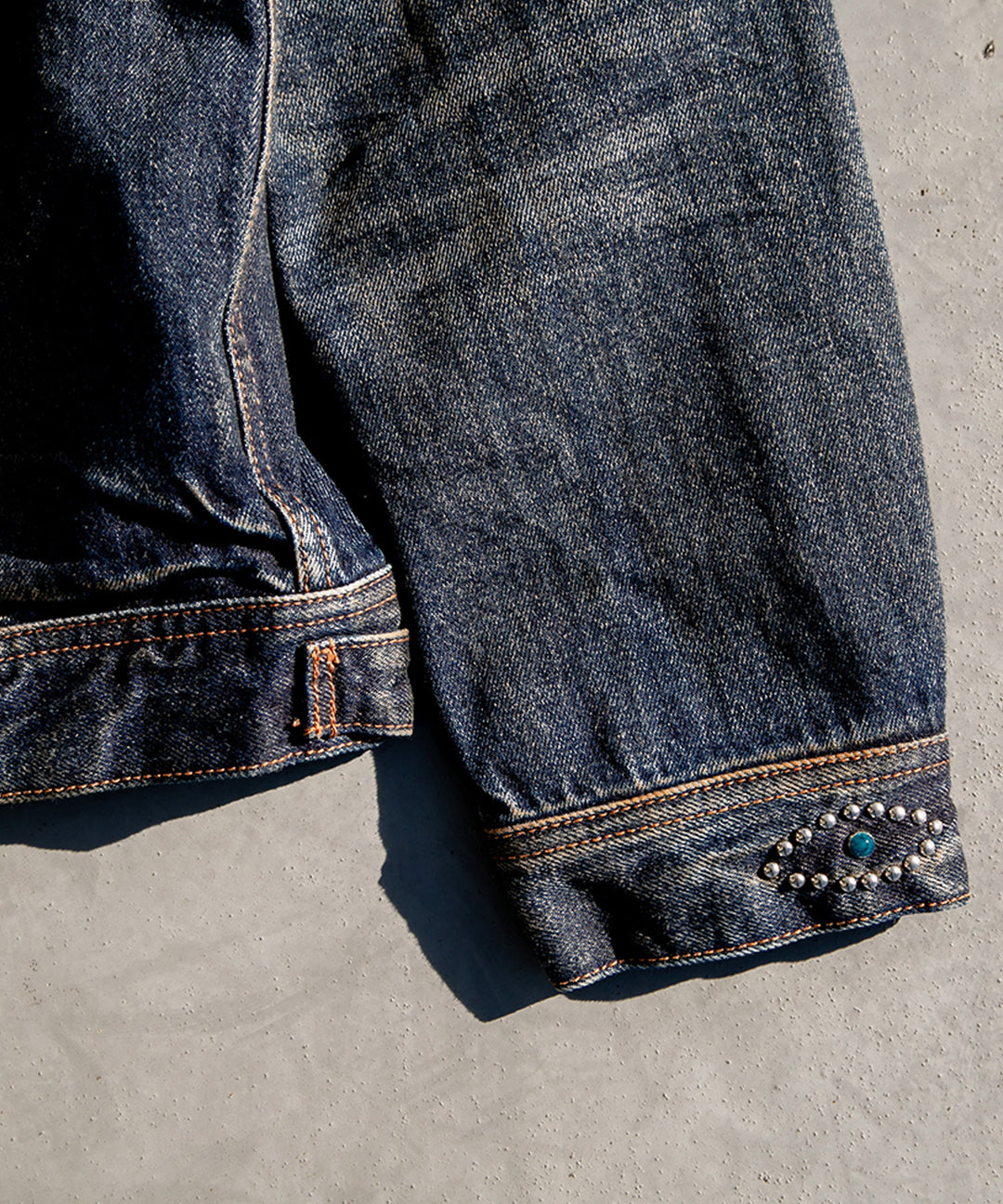 【受注販売限定/3月下旬頃発送】12oz SOFT DENIM TRUCKER JACKET（STUDS）