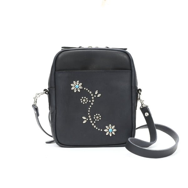 バッグ TMT LEATHER SHOULDER STADS BAG INDIGO LEATHER SHOULDER STADS BAG – TMT OFFICIAL ONLINE STORE