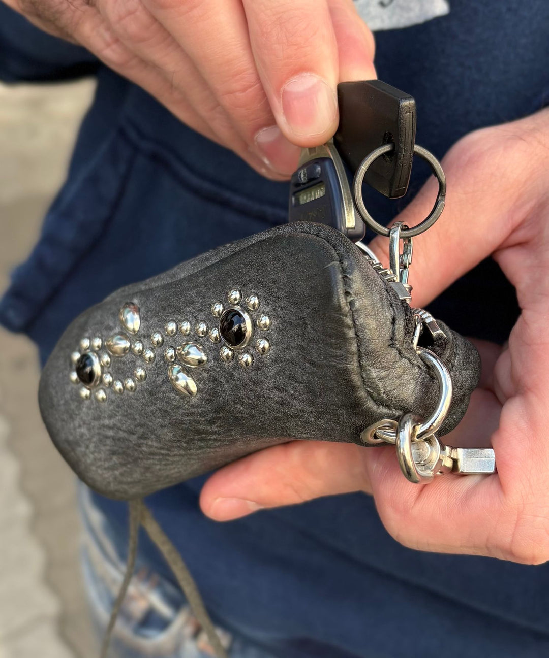 STUDS LEATHER KEY CASE