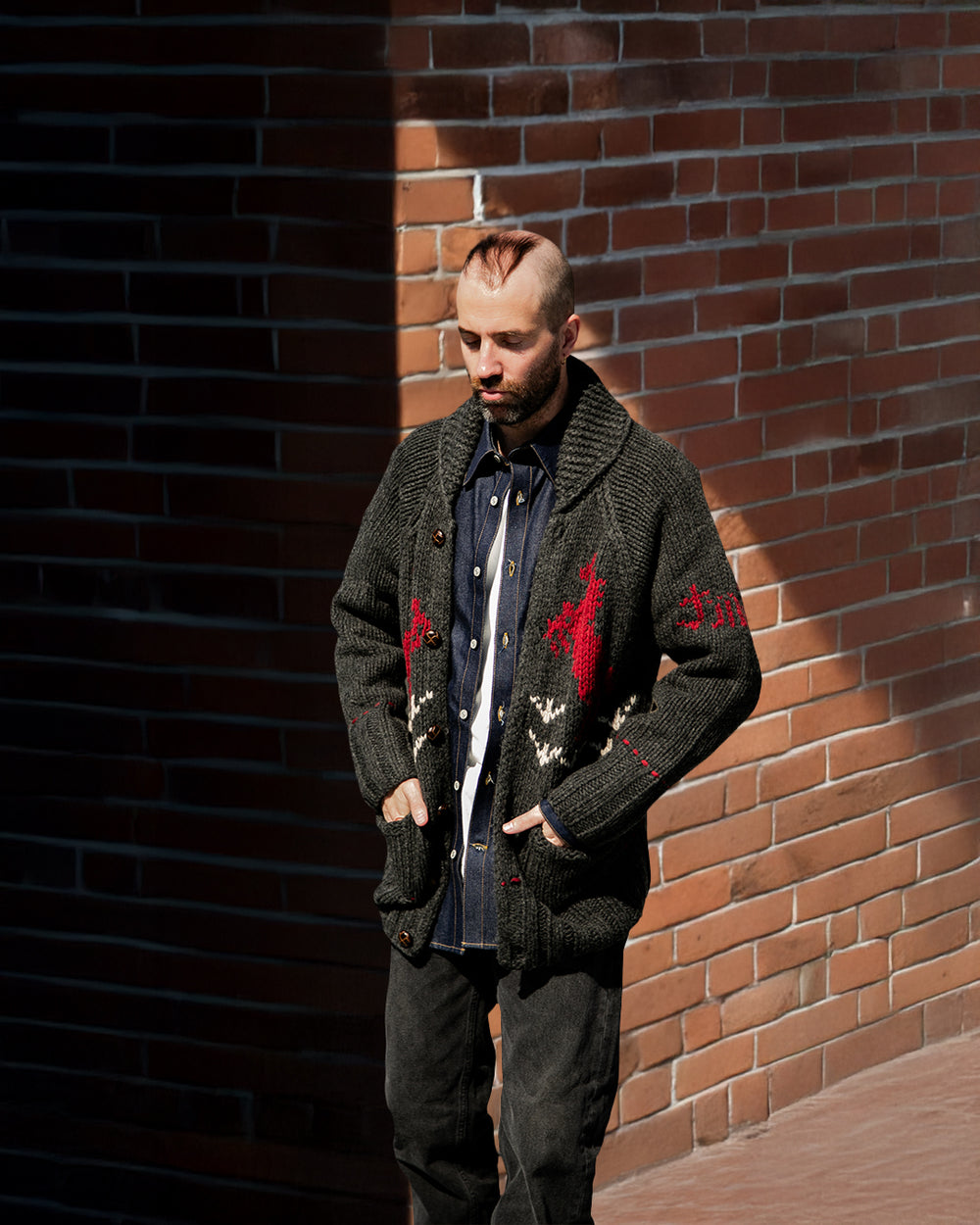 ROUGH GAUGE COWICHAN CARDIGAN／ BLACK